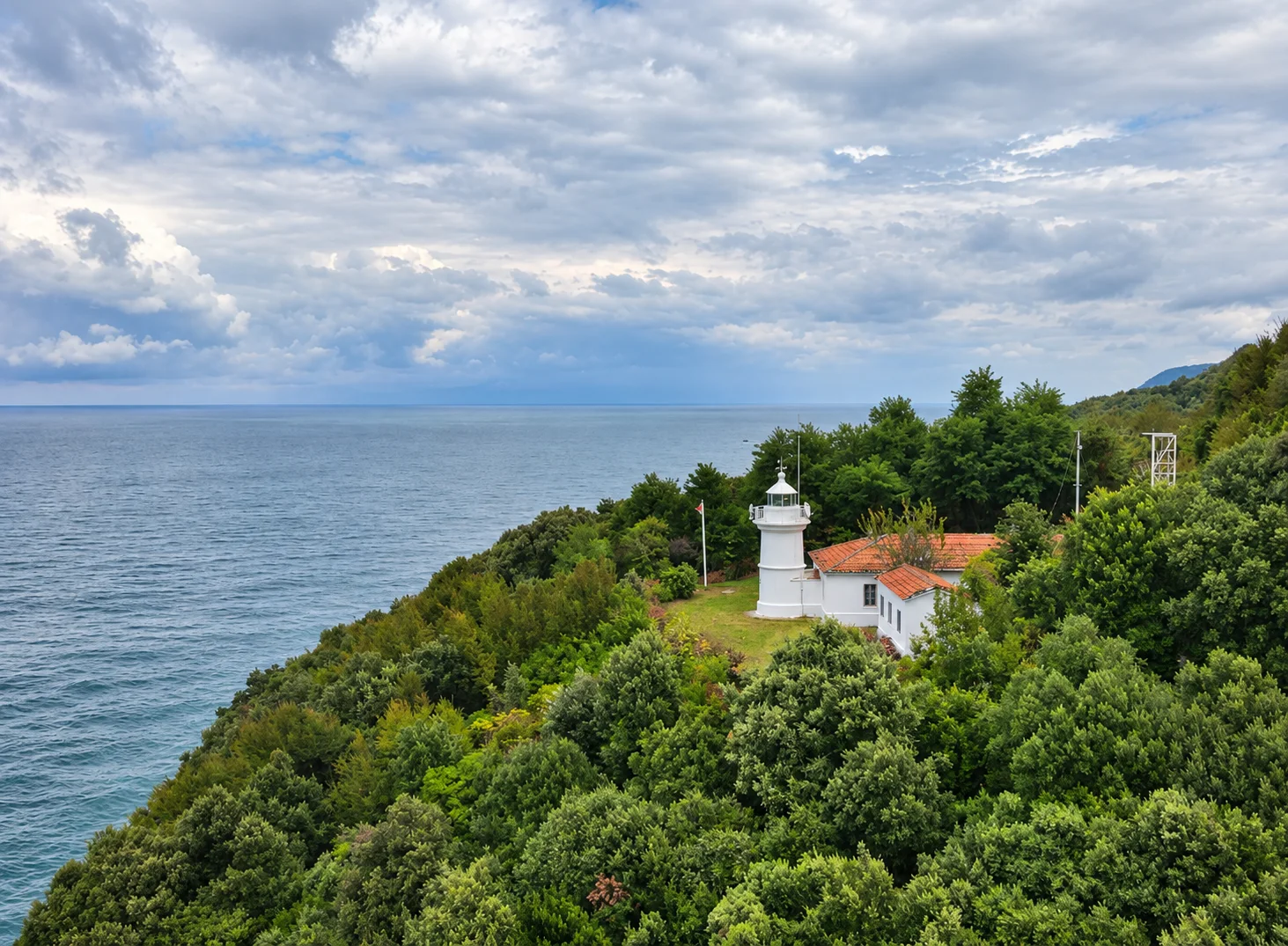Ölüce Lighthouse: What Awaits Beyond the Forest in Ereğli?