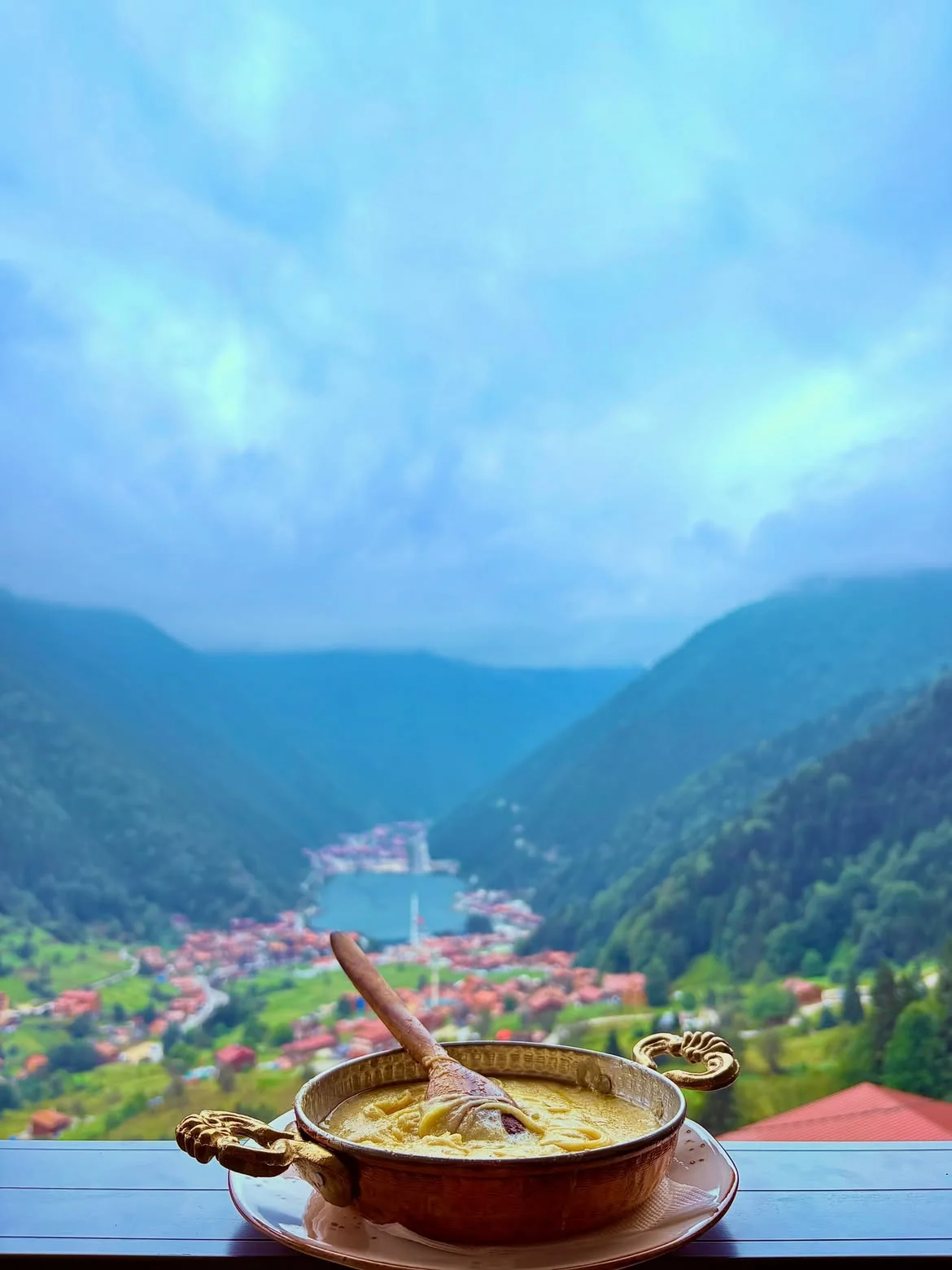 Kuymak: The Black Sea Breakfast Worth Reaching for Another Piece of Bread