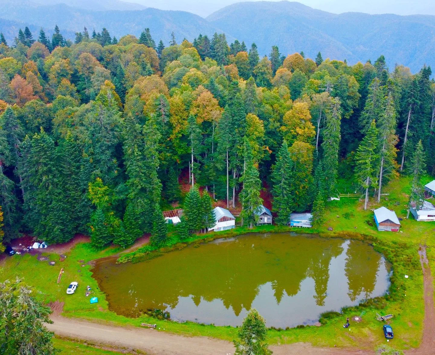 Is This Really Düzce? Discover Pürenli Plateau’s Pond and Wooden Houses