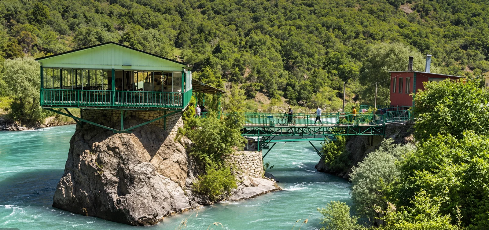 Kutuderesi and Pülümür Valley: A Riverside Escape near Tunceli