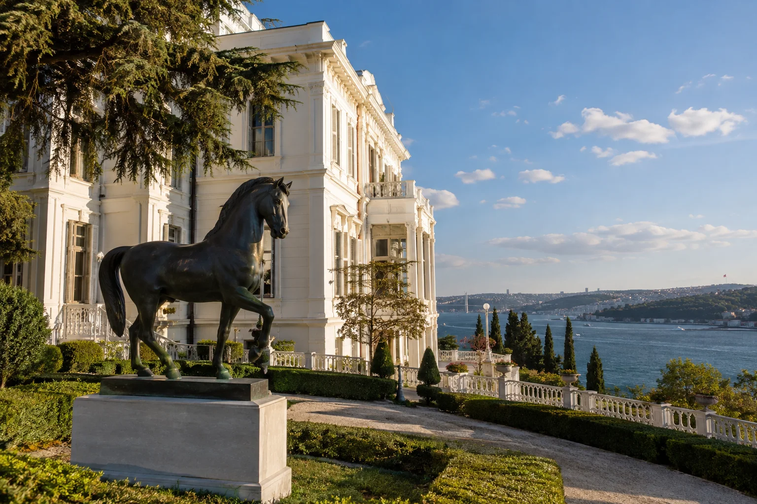 Sakıp Sabancı Museum: How a Family Home Overlooking the Bosphorus Became a Museum