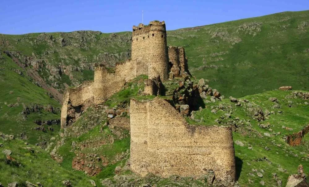 Şeytan Kalesi, Ardahan: Kanyonun Üzerinde Bir Hayatın İzleri