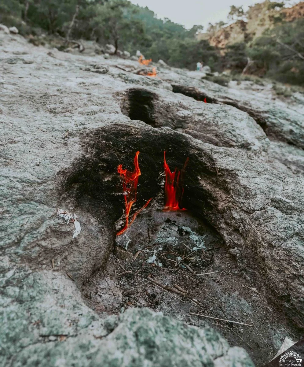 Chimaera Flames: The Mountain in Antalya That Has Been Burning for Thousands of Years