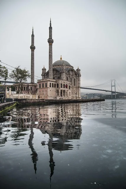Büyük Mecidiye Mosque (Ortaköy Mosque), Istanbul