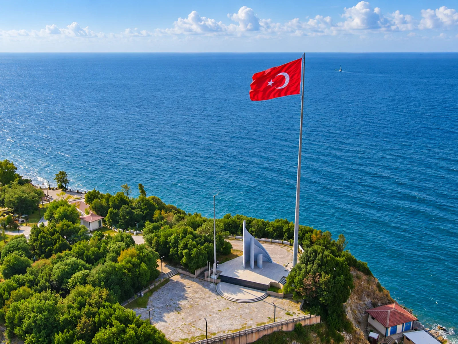 Uzun Mehmet Monument (Three Martyrs Memorial) in Zonguldak