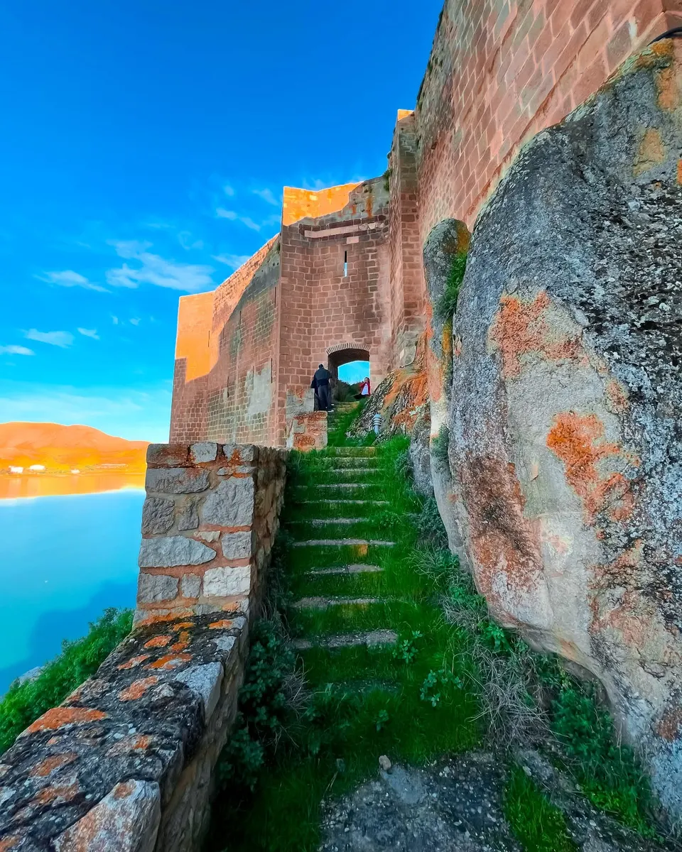 Pertek Castle (Pertek Kalesi) — photo 4