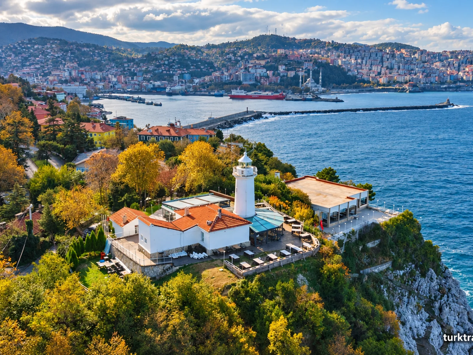 Zonguldak Lighthouse and Surroundings in Zonguldak