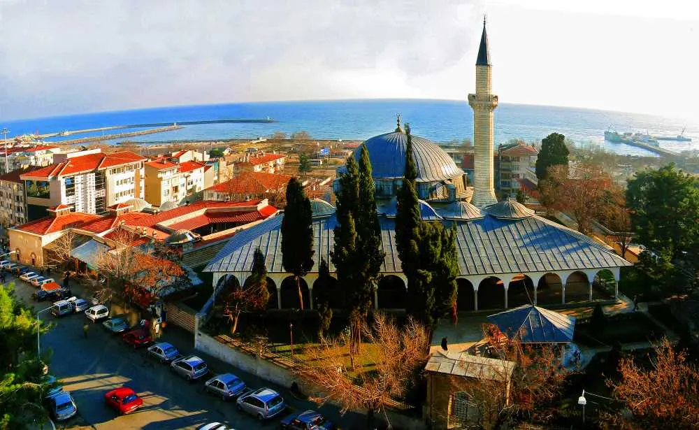 The Grand Mosque of Rüstem Pasha by Mimar Sinan (Mimar Sinan'ın Rüstem Paşa Ulu Camii) in Tekirdağ