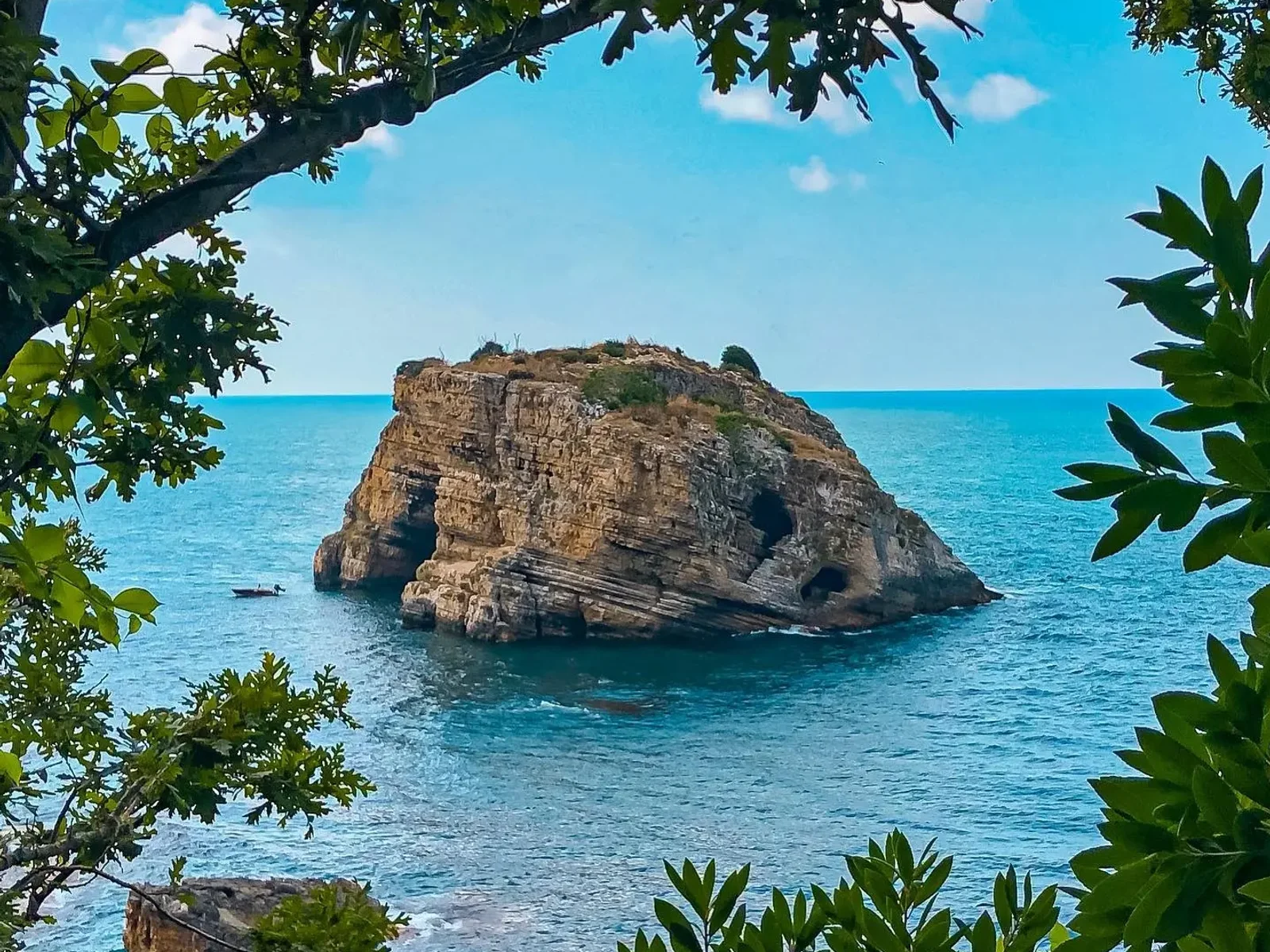 Sardala Bay and Cennet Natural Pool in Kocaeli