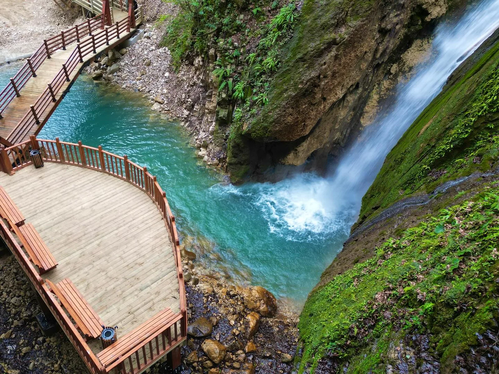 Aktaş Şelalesi in Düzce