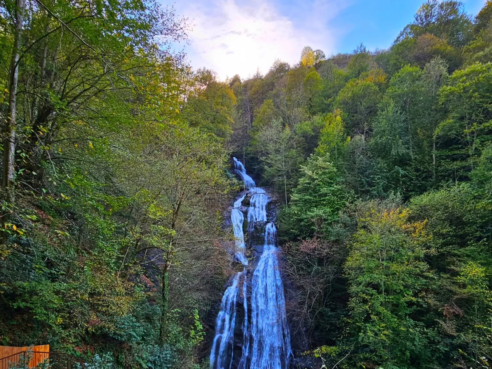 Güzeldere Şelalesi Tabiat Parkı in Düzce