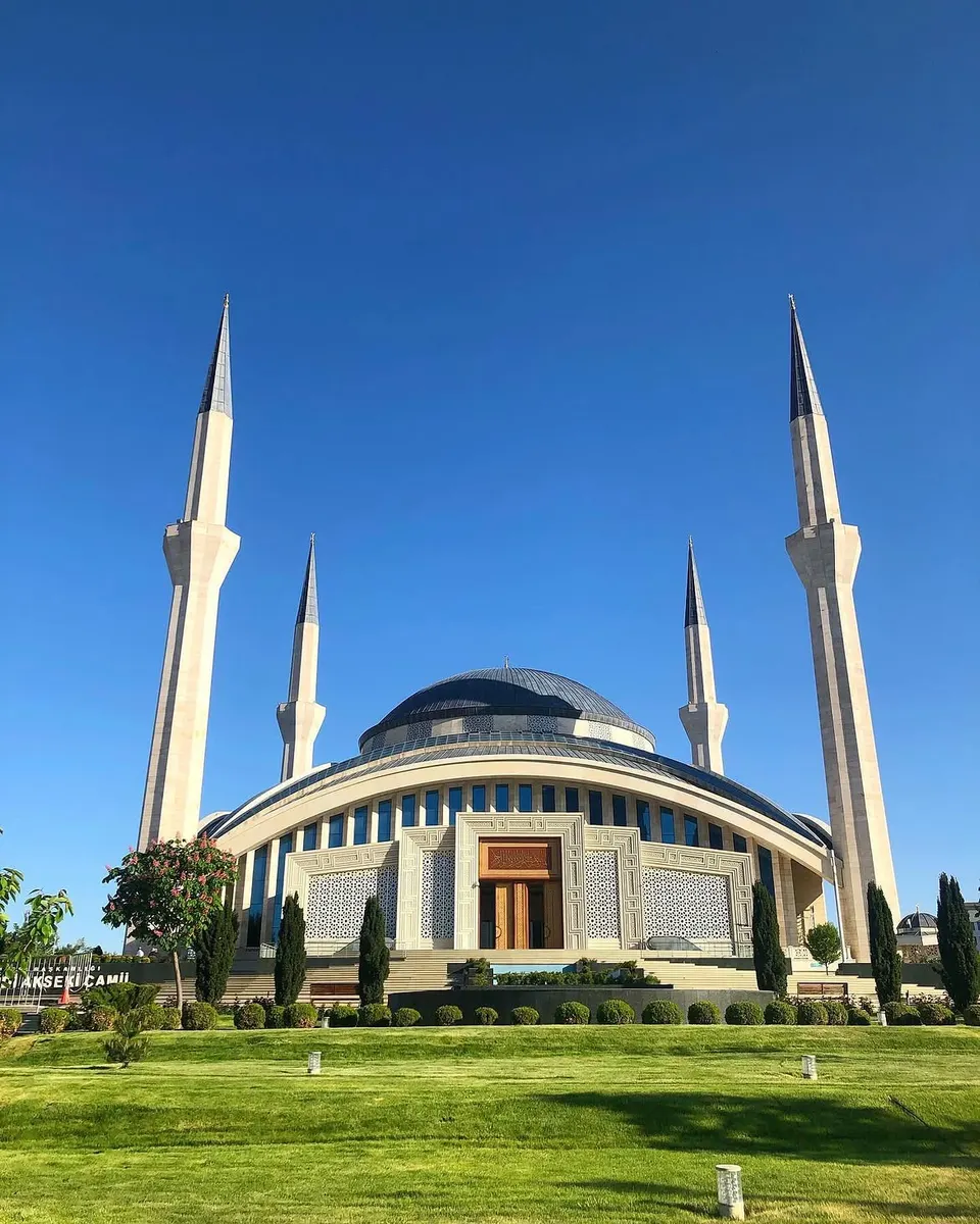Ahmet Hamdi Akseki Mosque in Ankara